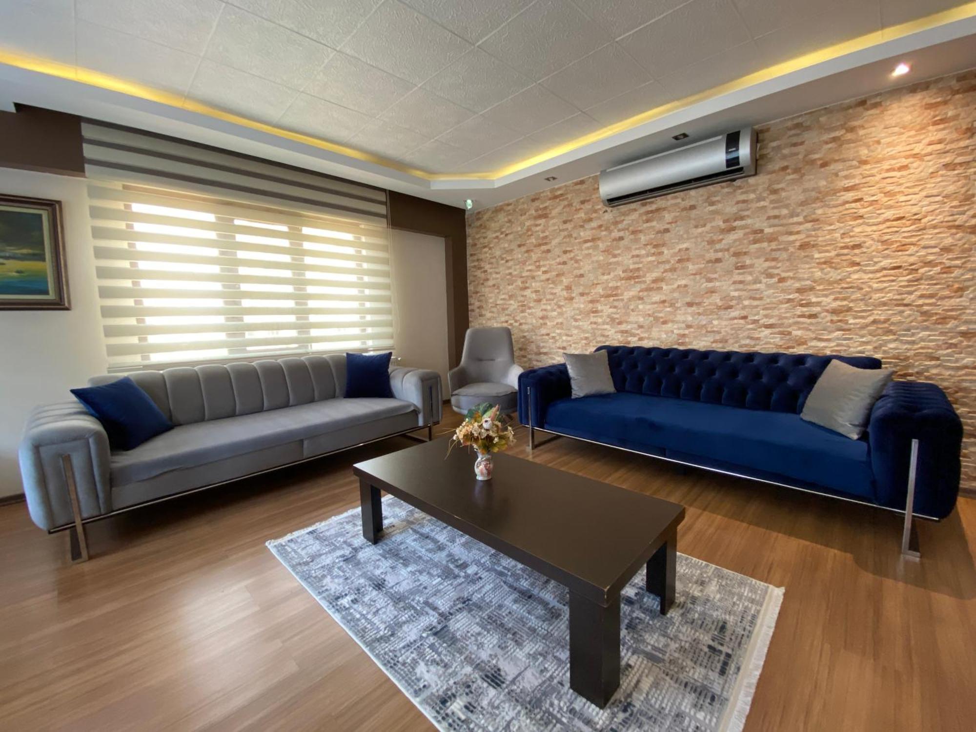 Araz Apartment *